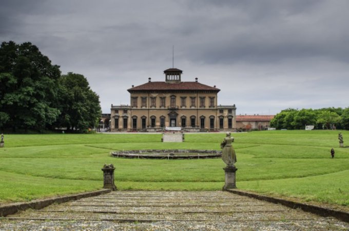Il Viale e la Villa